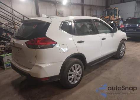 2017 Nissan Rogue S z USA, uszkodzony, nr VIN 5N1AT2MV2HC799475